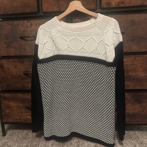 Karen Scott Black and White Textured Sweater